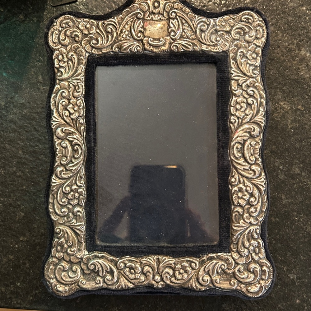 2 Silver plated frames. - Picture 3 of 4